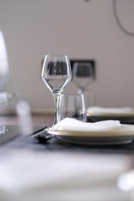 Le Black & White - 10 Min Orly, 3 Min Gare Juvisy Apartment Athis Mons Bagian luar foto