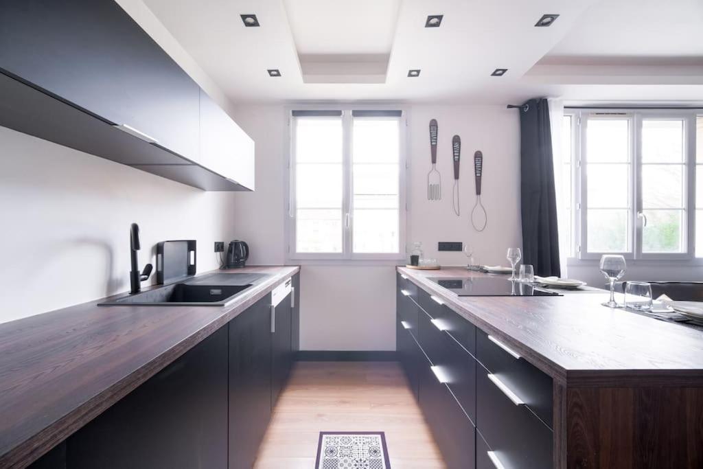 Le Black & White - 10 Min Orly, 3 Min Gare Juvisy Apartment Athis Mons Bagian luar foto