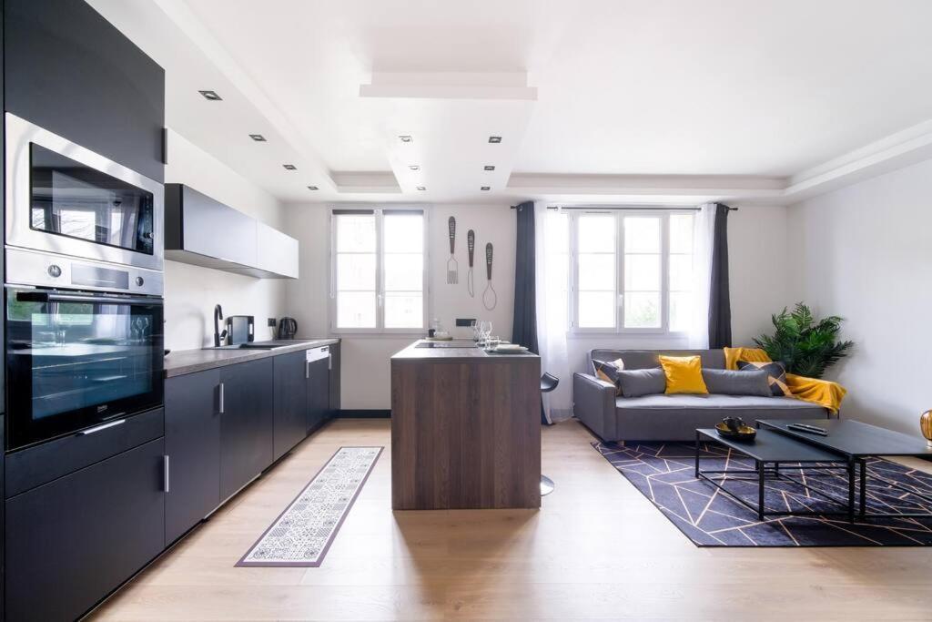 Le Black & White - 10 Min Orly, 3 Min Gare Juvisy Apartment Athis Mons Bagian luar foto